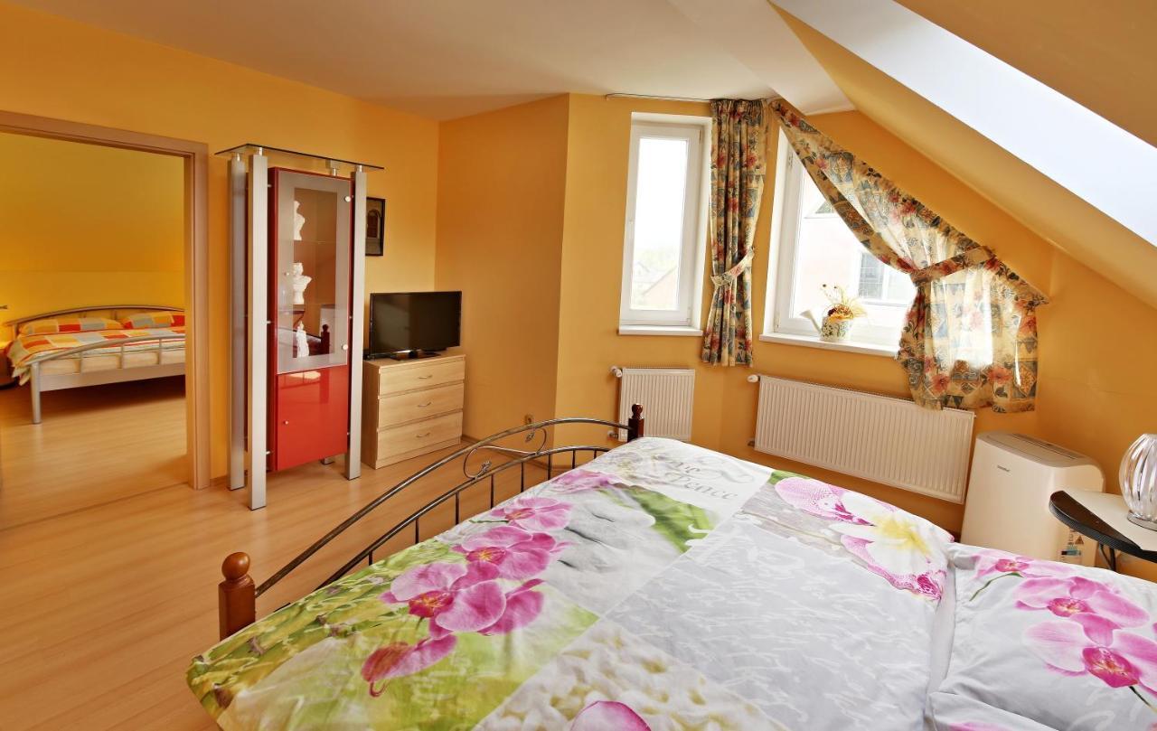 Villa Colete Otovice  Екстер'єр фото