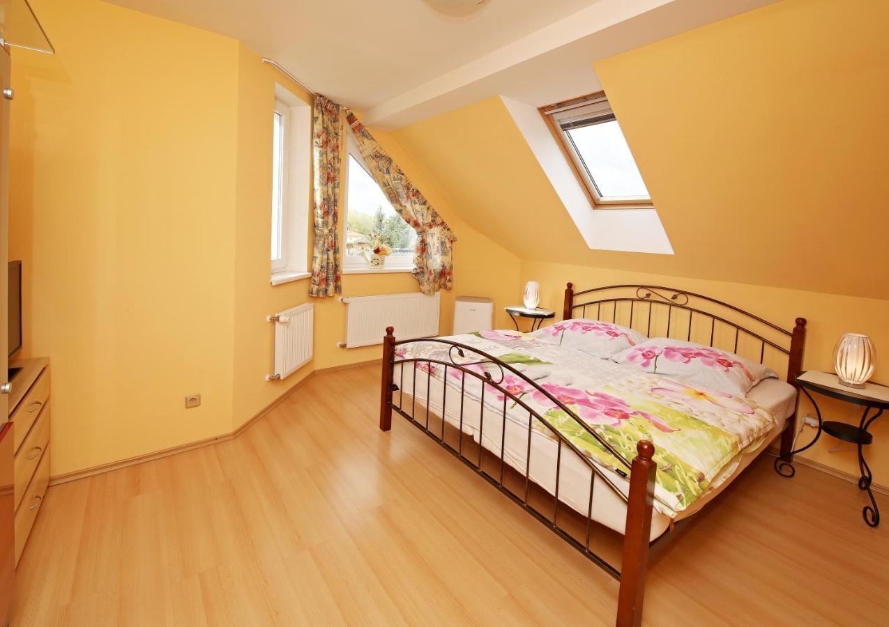Villa Colete Otovice  Екстер'єр фото